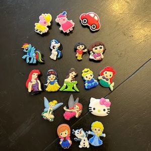 Croc Jibbitz Assorted Disney princess etc (18 different styles)